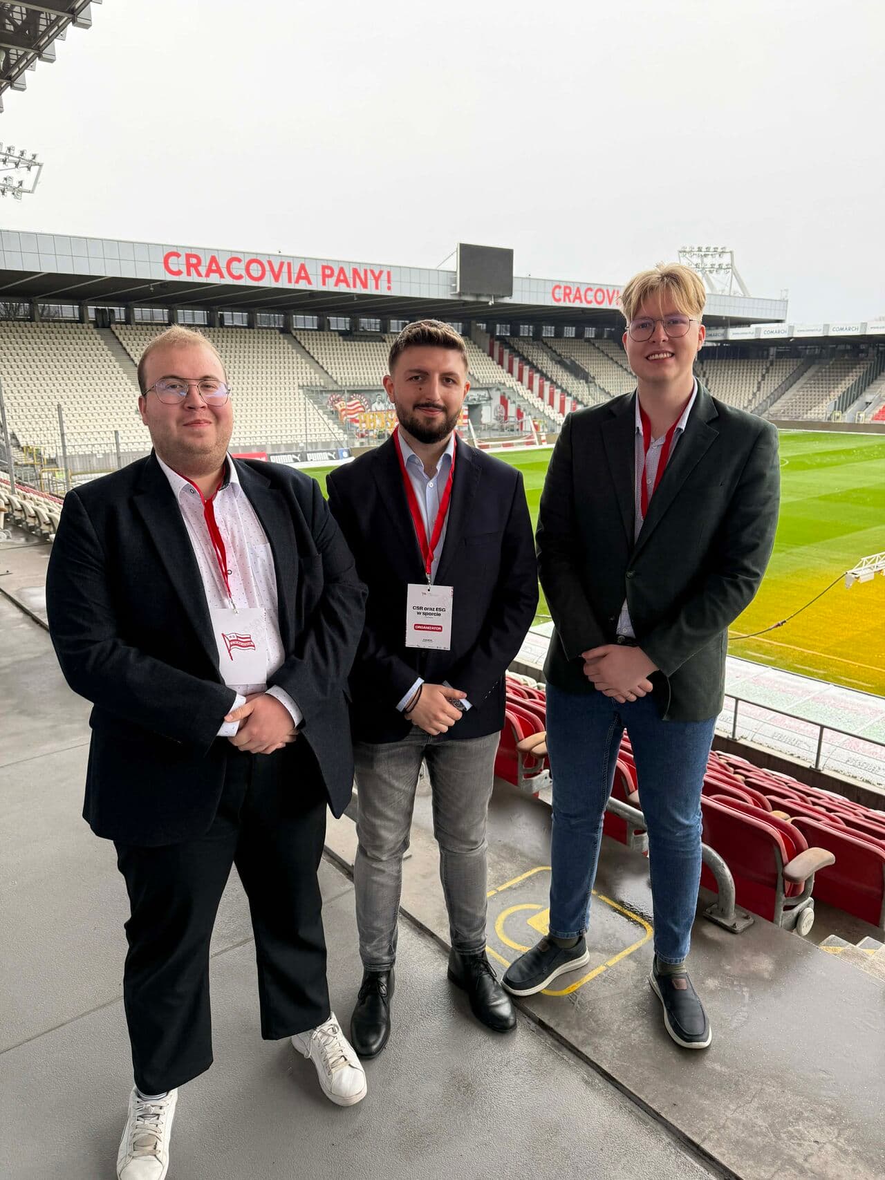 Zdjęcie zespołu BES